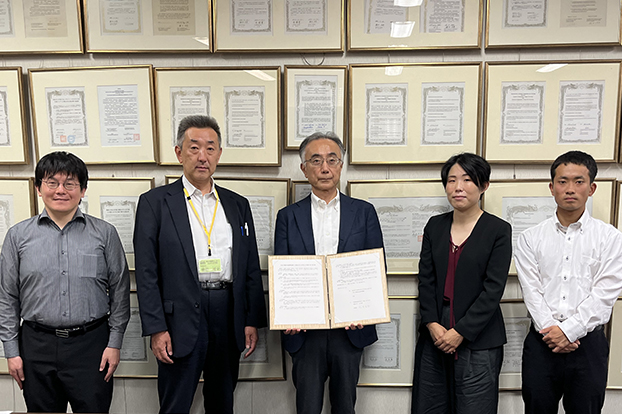 新潟大学人文学部と只見川電源流域振興協議会が連携協定を締結しました